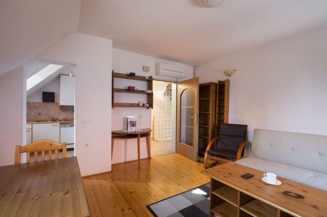 Spacious 2-Bedroom Apartment Zabjak With Ac Tour As Ljubljana Kültér fotó